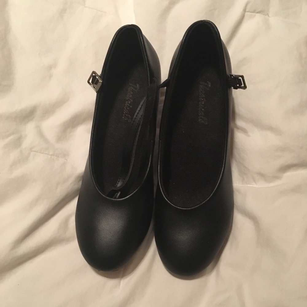 Character shoes